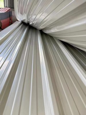 2.0mm PVC Roofing Sheet 1130mm Width Fireproof Waterproof