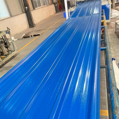نصب آسان کاشی های سقف PVC 930 میلی متری مقاوم در برابر آب و هوا ورق های سقف PVC محیطی